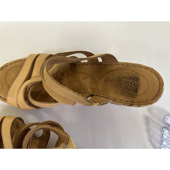 Born Tan Leather Strappy Sandals Women’s Size 9 Slip On Comfort Shoe - Picture 12 of 15